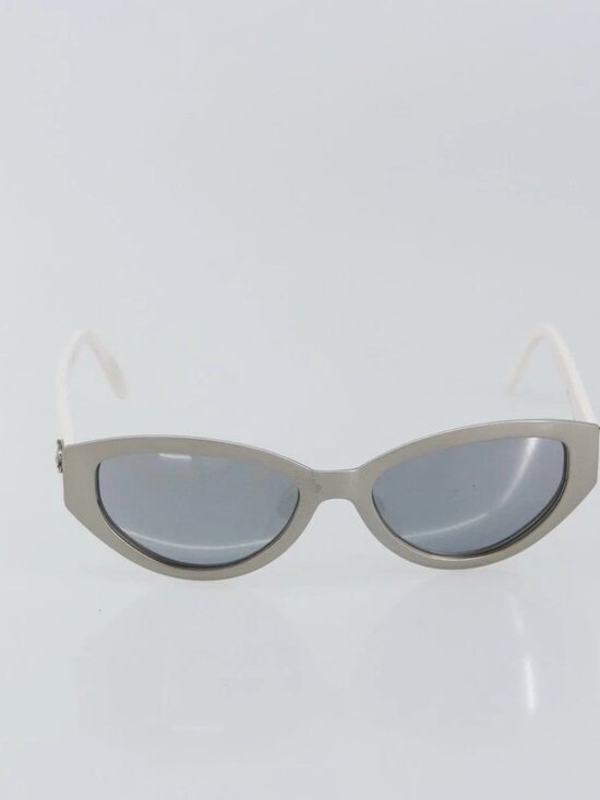 CHANEL Sunglasses plastic White CC Auth main image 12
